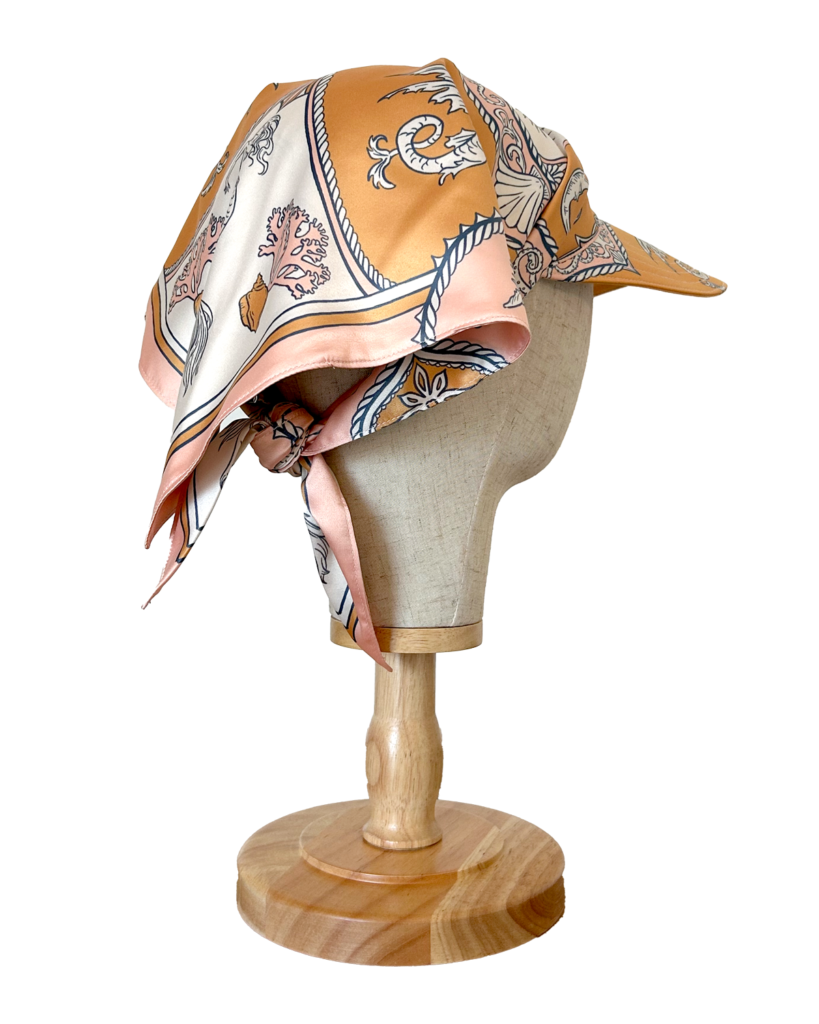 sirena solare hat 3/4 back view mannequin